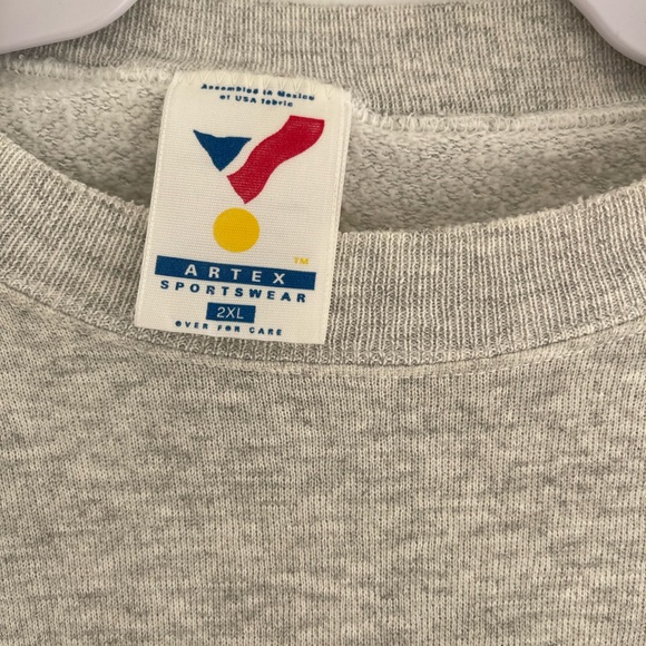 **VINTAGE 1993 Sweatshirt**  from Urban Outfitters - Picture 5 of 5